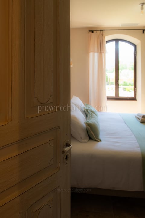 104 - Bastide Gergouven: Villa: Bedroom 9