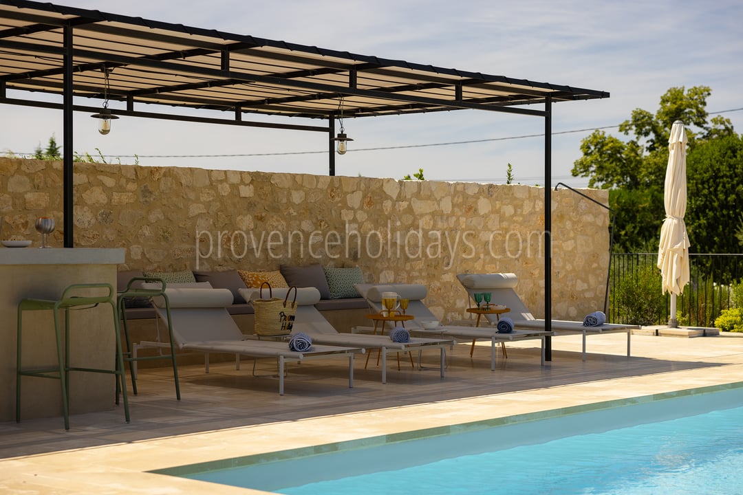 76 - Mas de la Lône: Villa: Pool