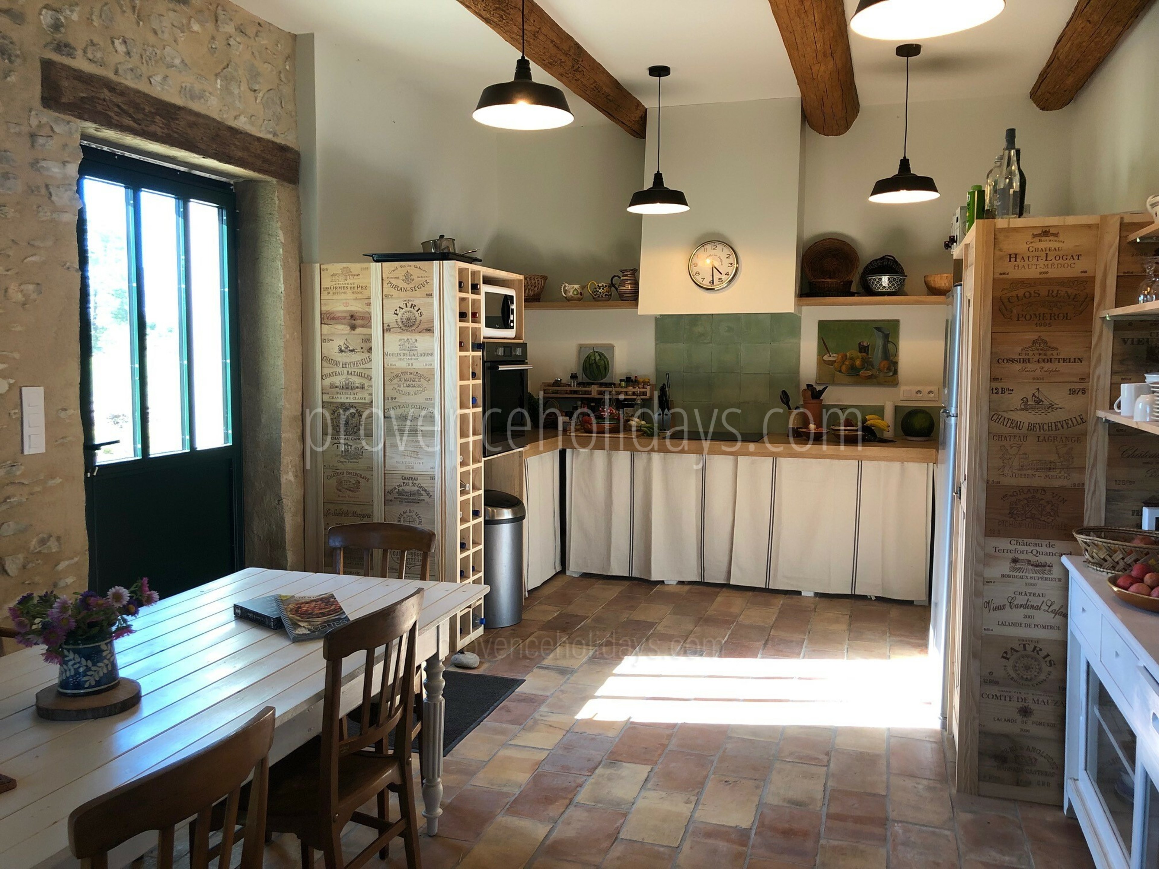 42 - Mas du Vaucluse: Villa: Interior