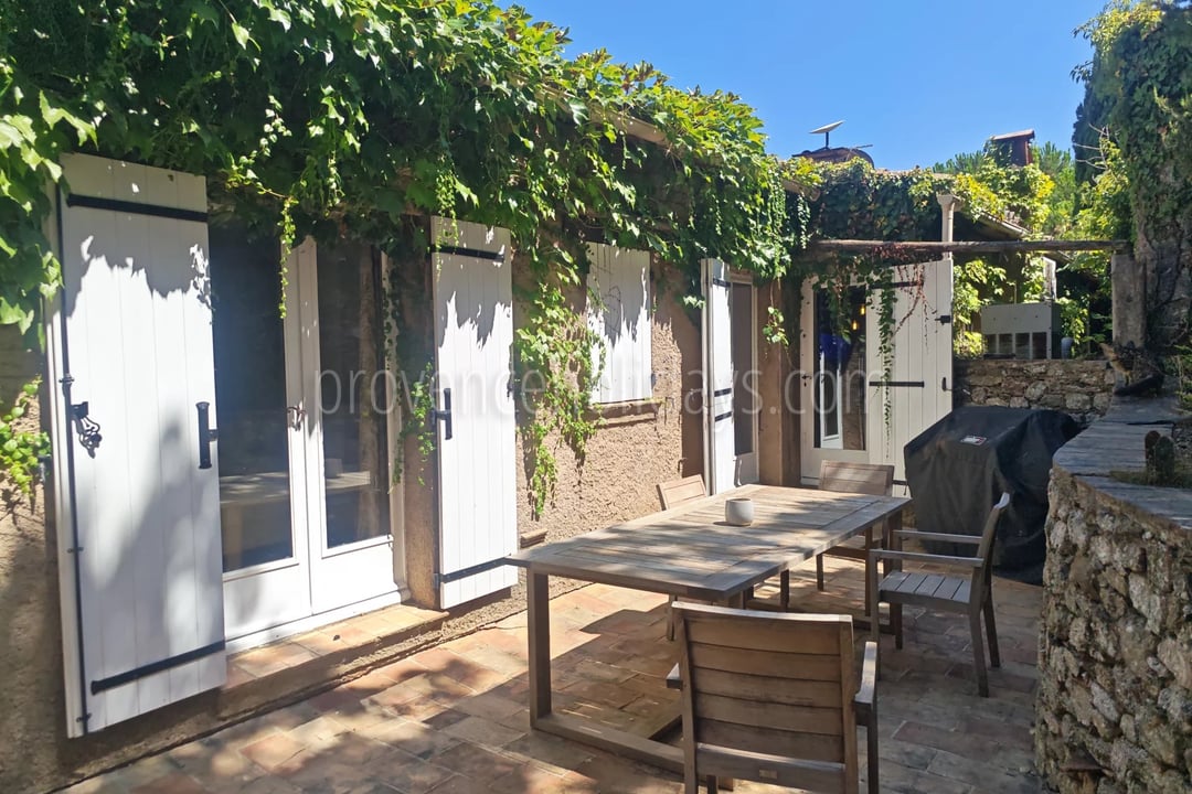 13 - Provenzalisches Haus in Grimaud: Villa: Exterior