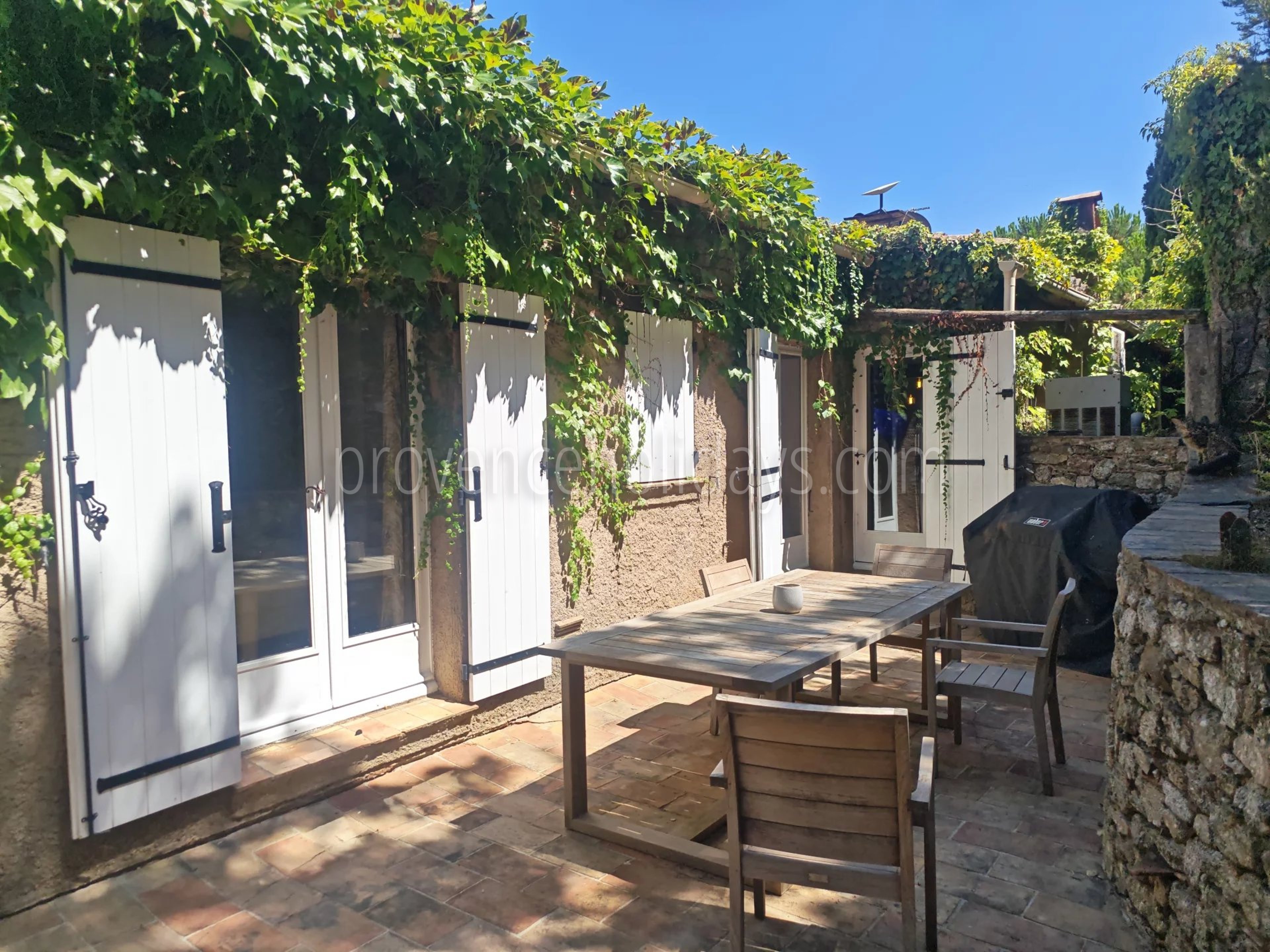 13 - Provenzalisches Haus in Grimaud: Villa: Exterior