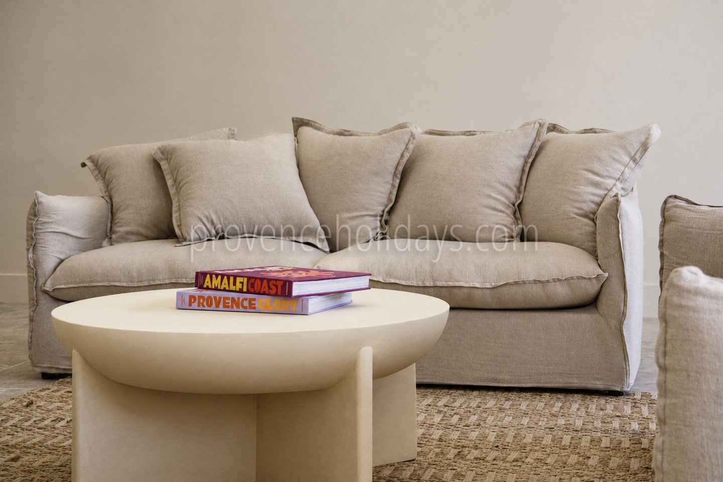 7 - Villa within walking distance of Maussane-les-Alpilles: Villa: Interior
