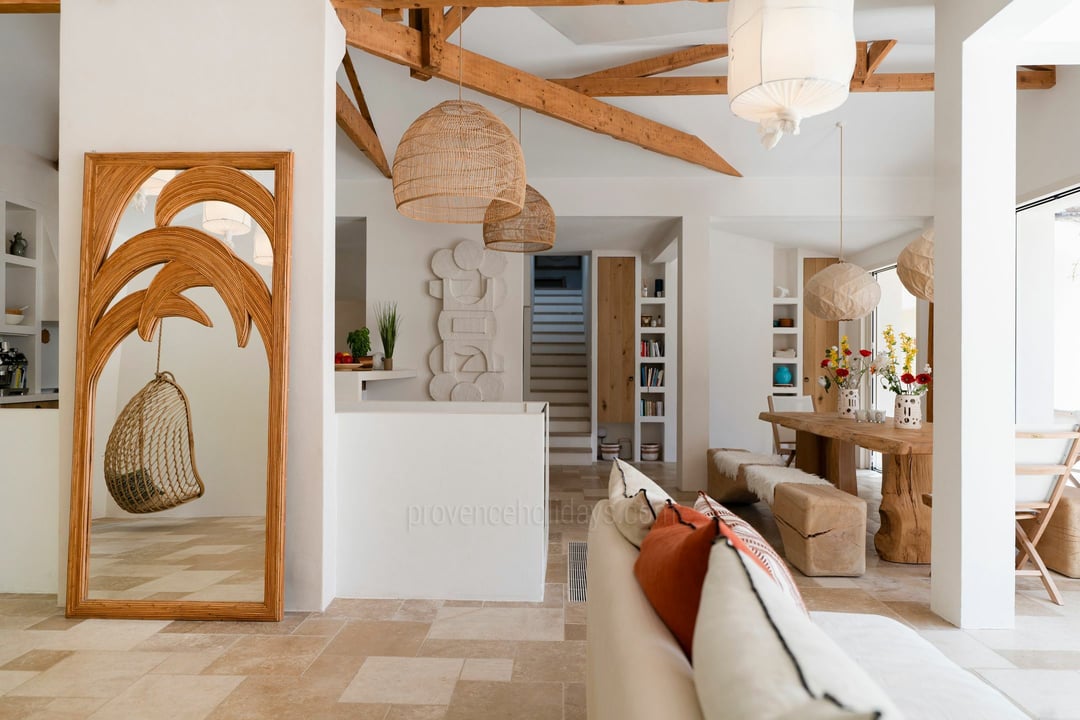 19 - Villa Luna: Villa: Interior