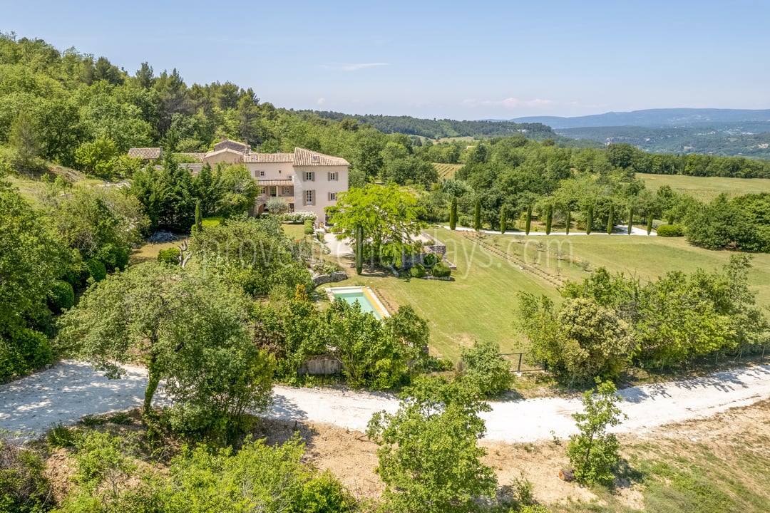 17 - Bastide des Magnans: Villa: Exterior