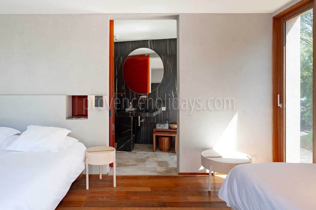 29 - Villa Tahiti: Villa: Bedroom