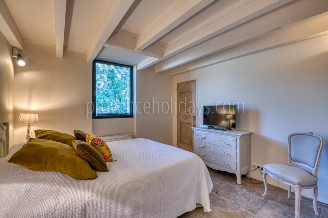 26 - Villa Daurèio: Villa: Bedroom