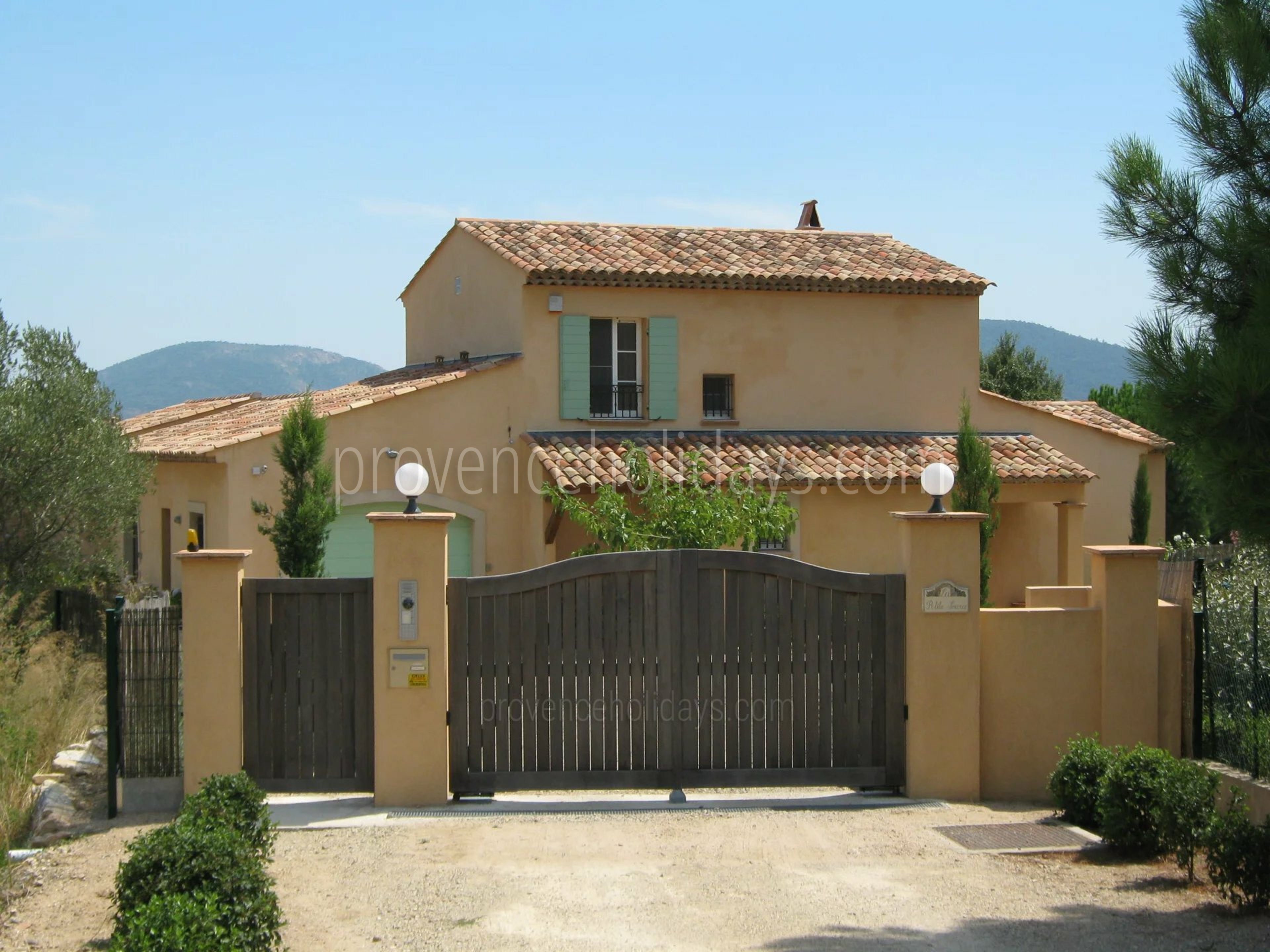 4 - Villa Céramique: Villa: Exterior