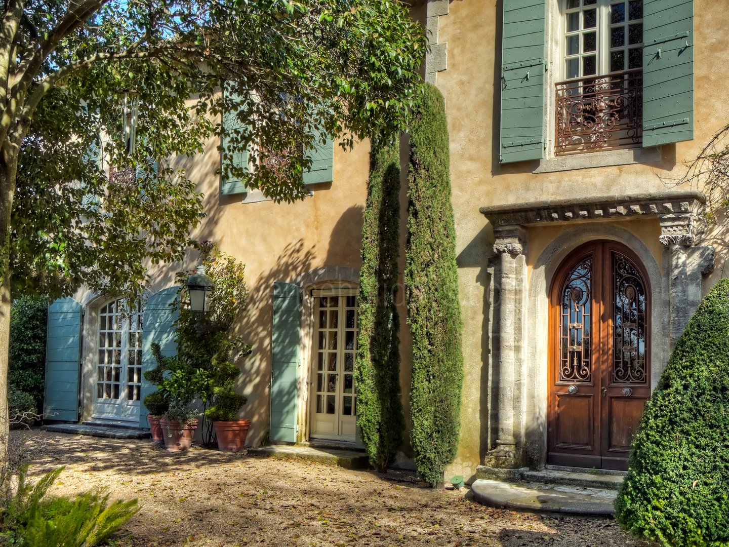 3 - Domaine de Mouriès: Villa: Exterior