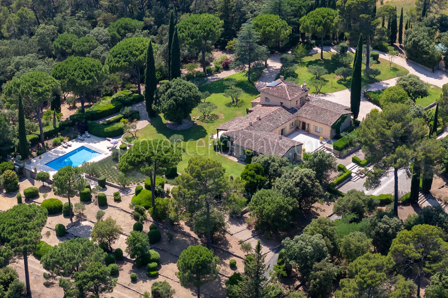 2 - Bastide des Figuiers: Villa: Exterior