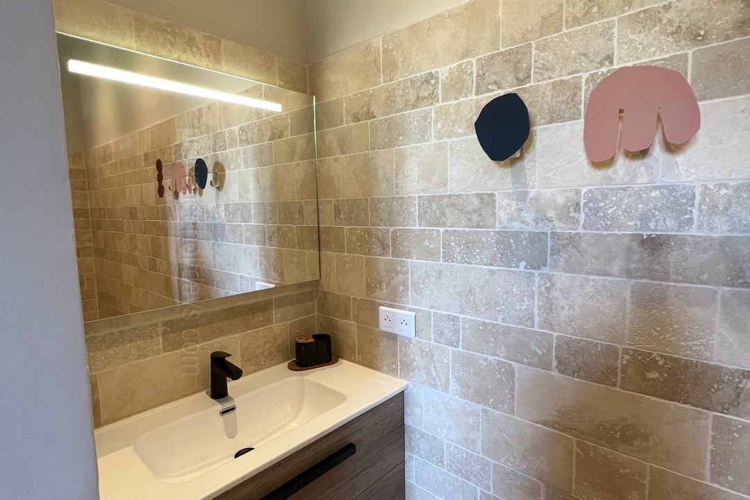 26 - Mas du Trident: Villa: Bathroom