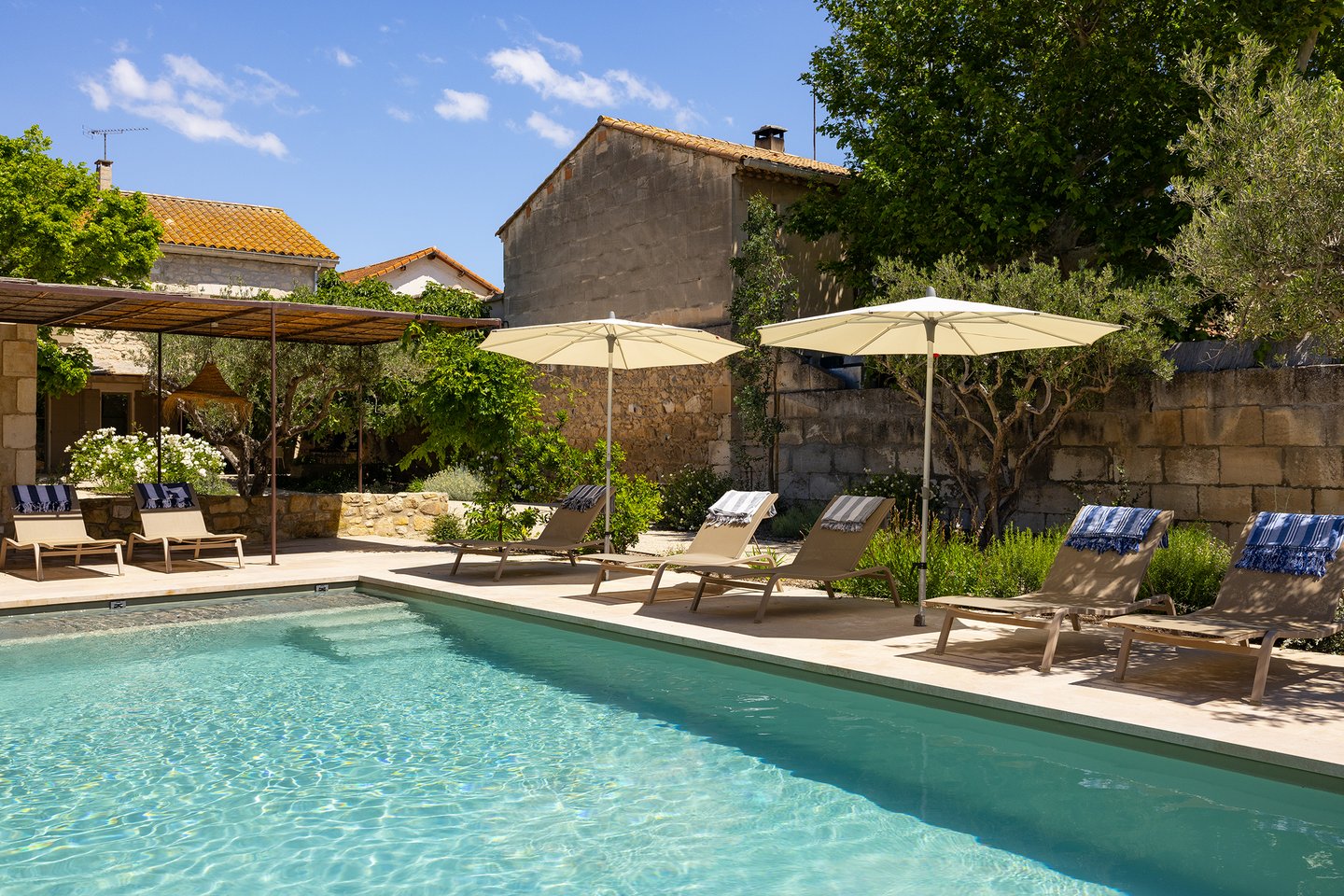 pool
