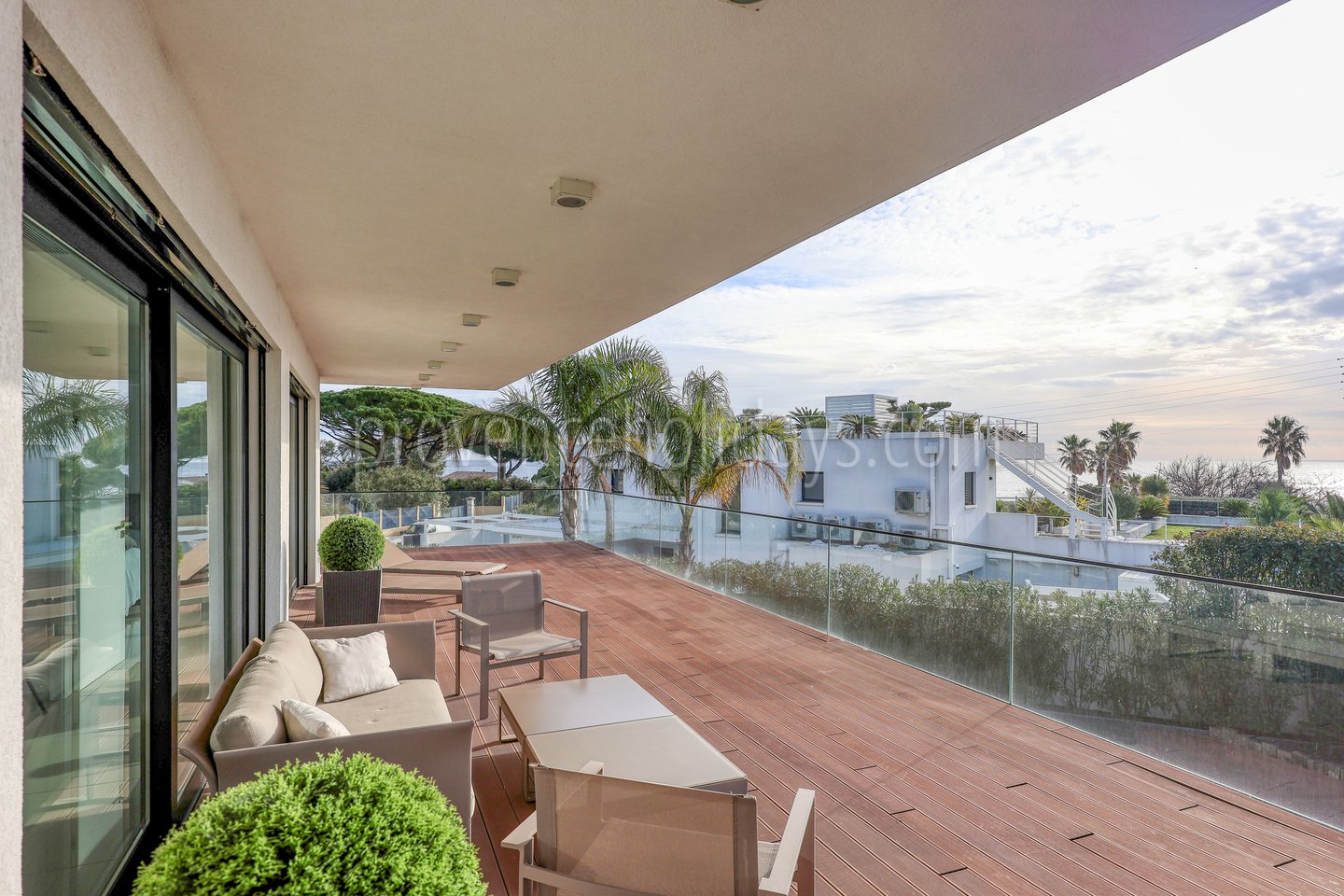 24 - Villa Sea Pearl: Villa: Exterior