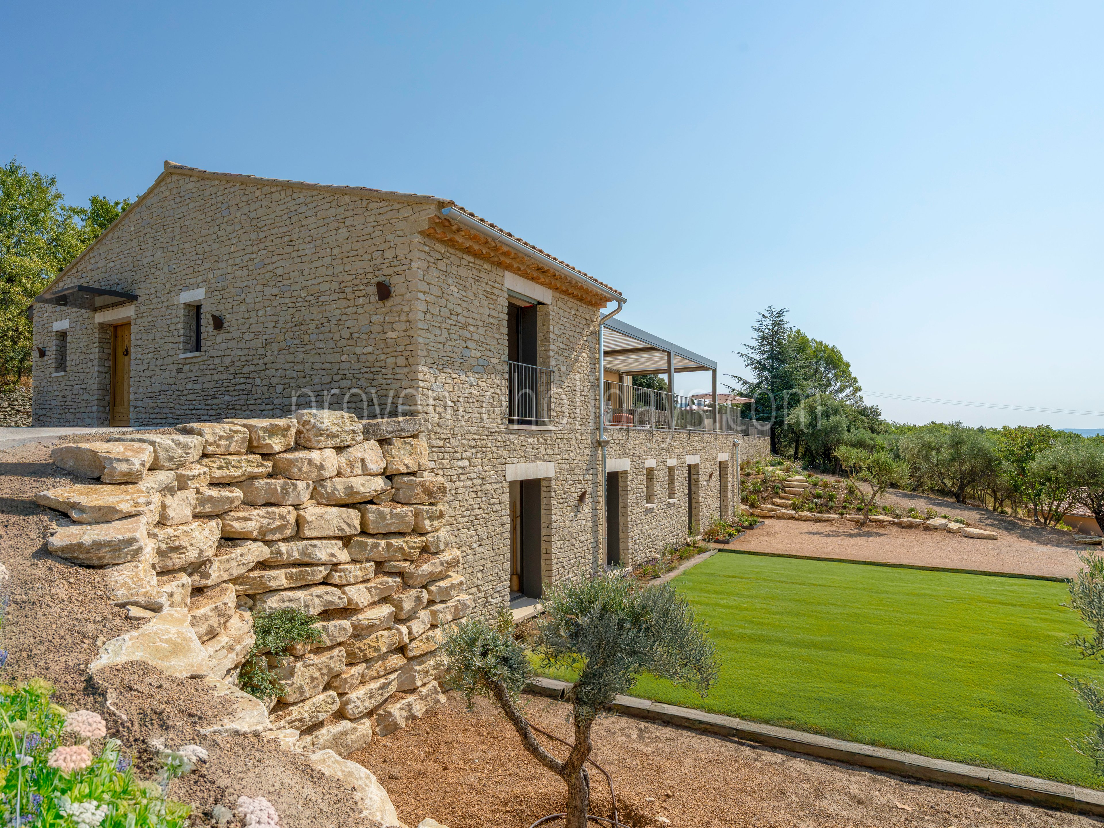 25 - Villa Clair de Luberon: Villa: Exterior