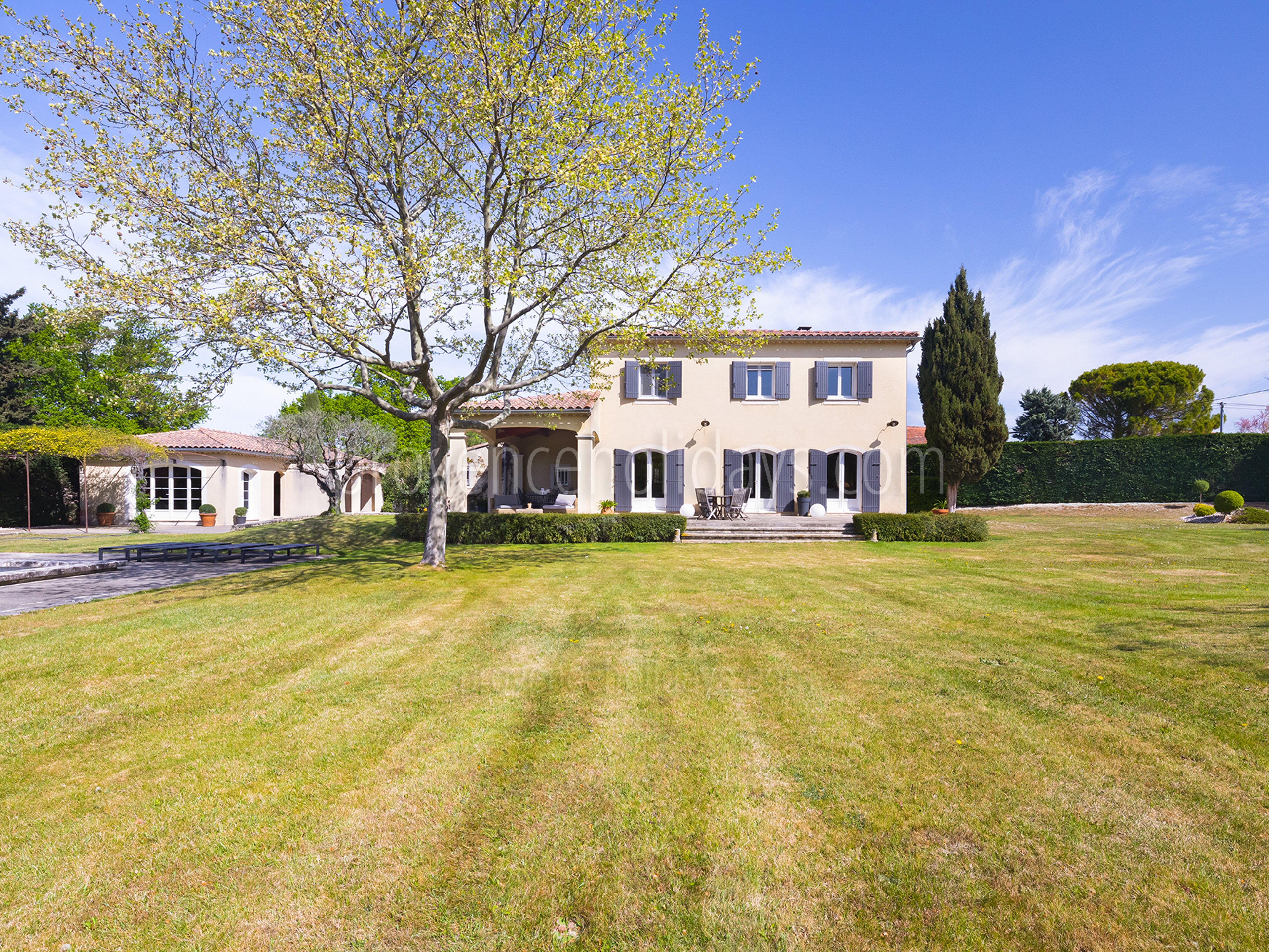 28 - Chez Sarah: Villa: Exterior