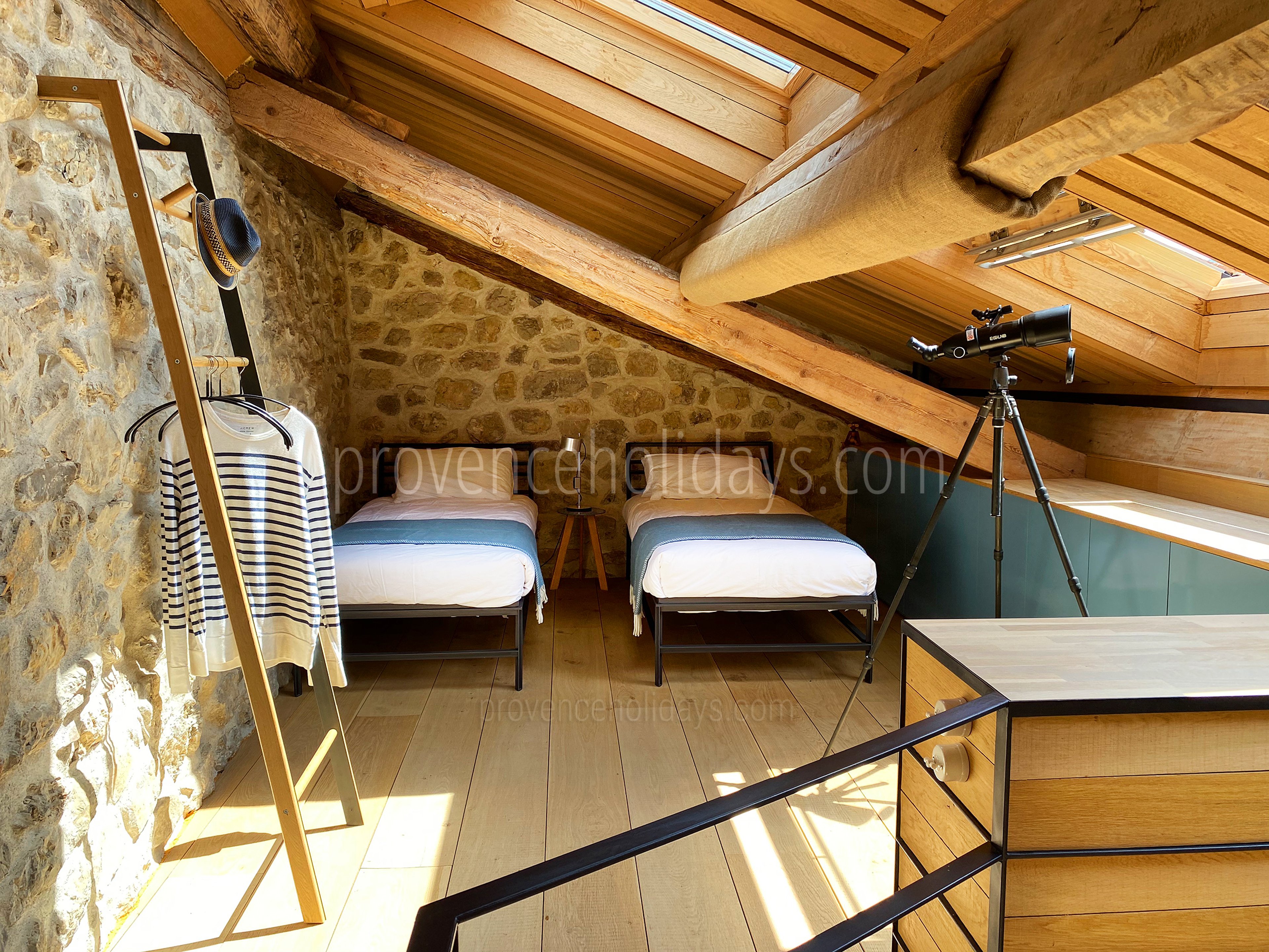 43 - Mas Villard: Villa: Interior