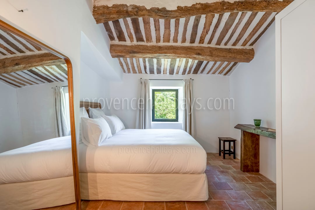 30 - Le Vallon Secret: Villa: Bedroom