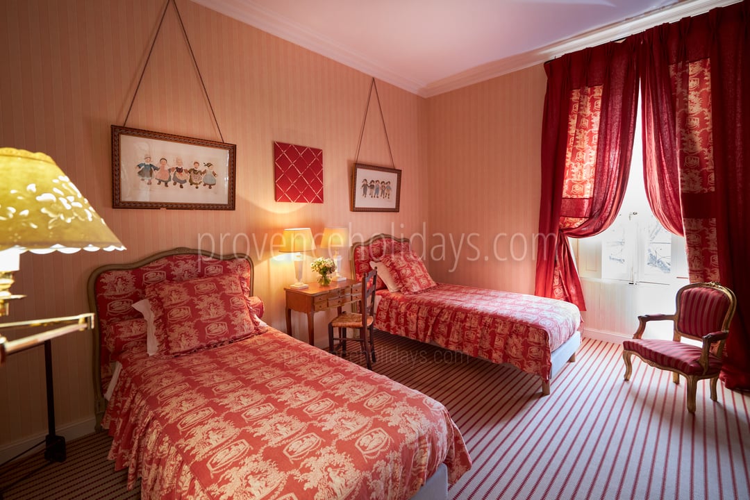 18 - Le Château: Villa: Bedroom 5