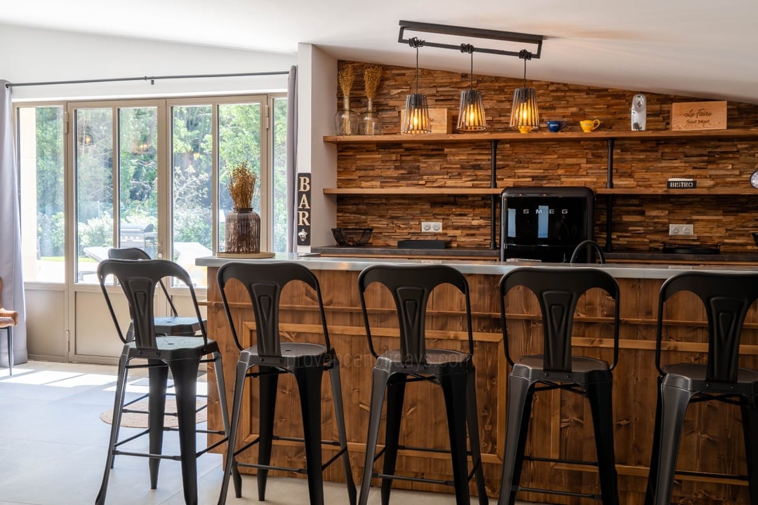 21 - Bastide Leontin: Villa: Interior