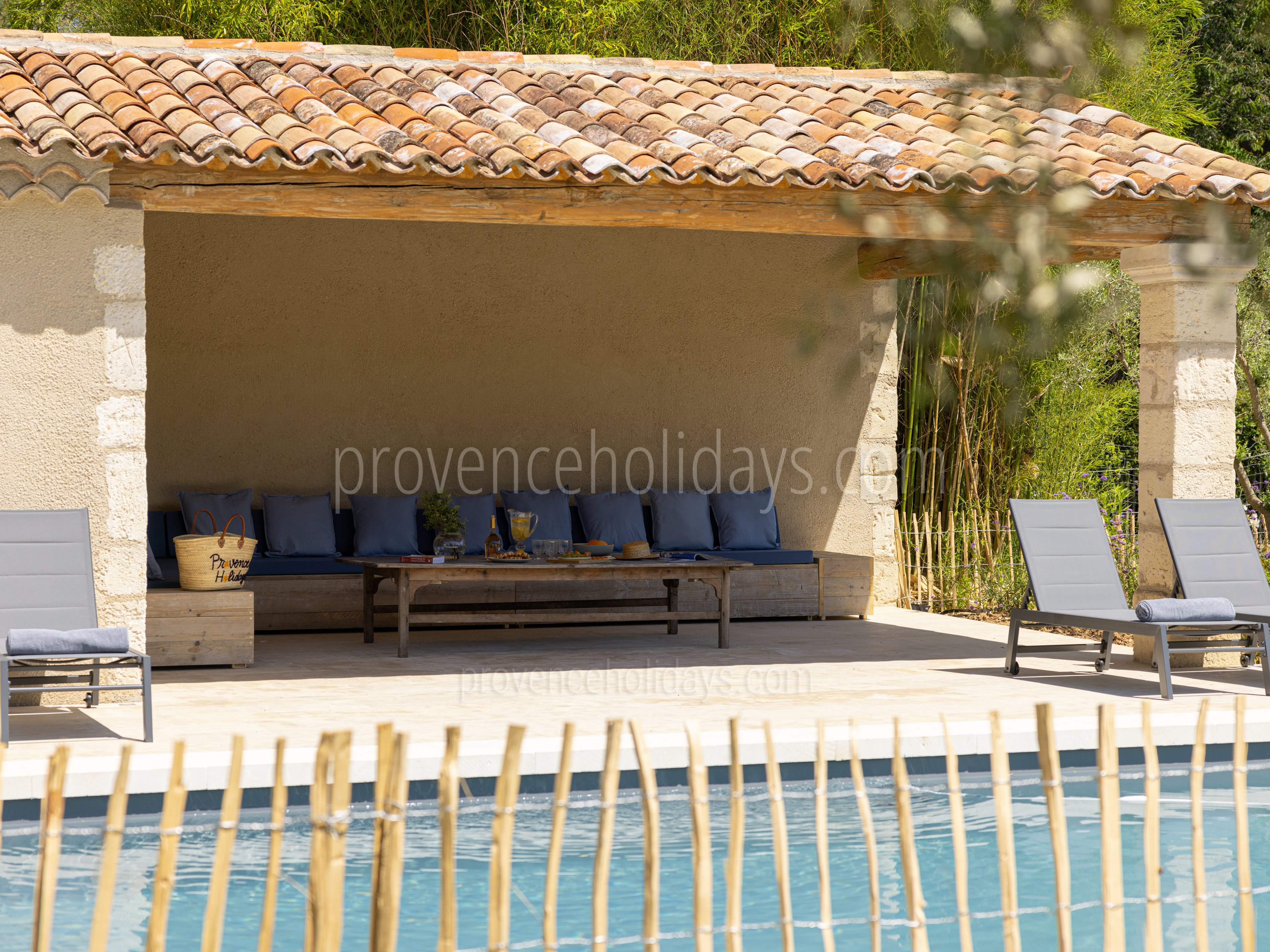 12 - Le Mas Seren: Villa: Exterior