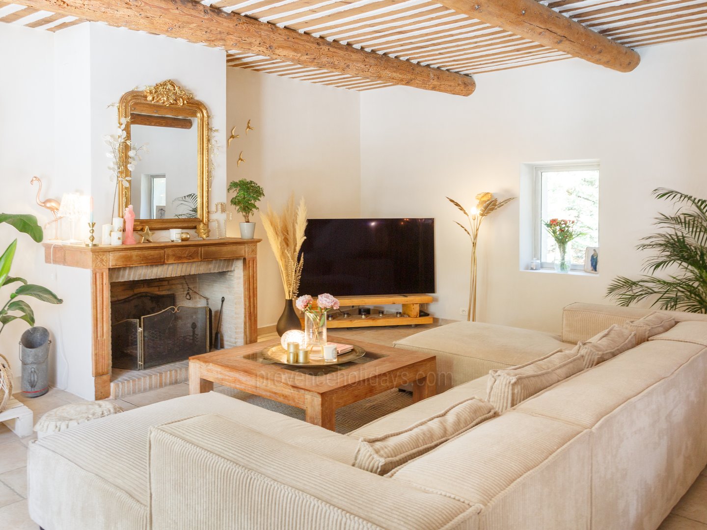 31 - Le Mas Chopin: Villa: Interior