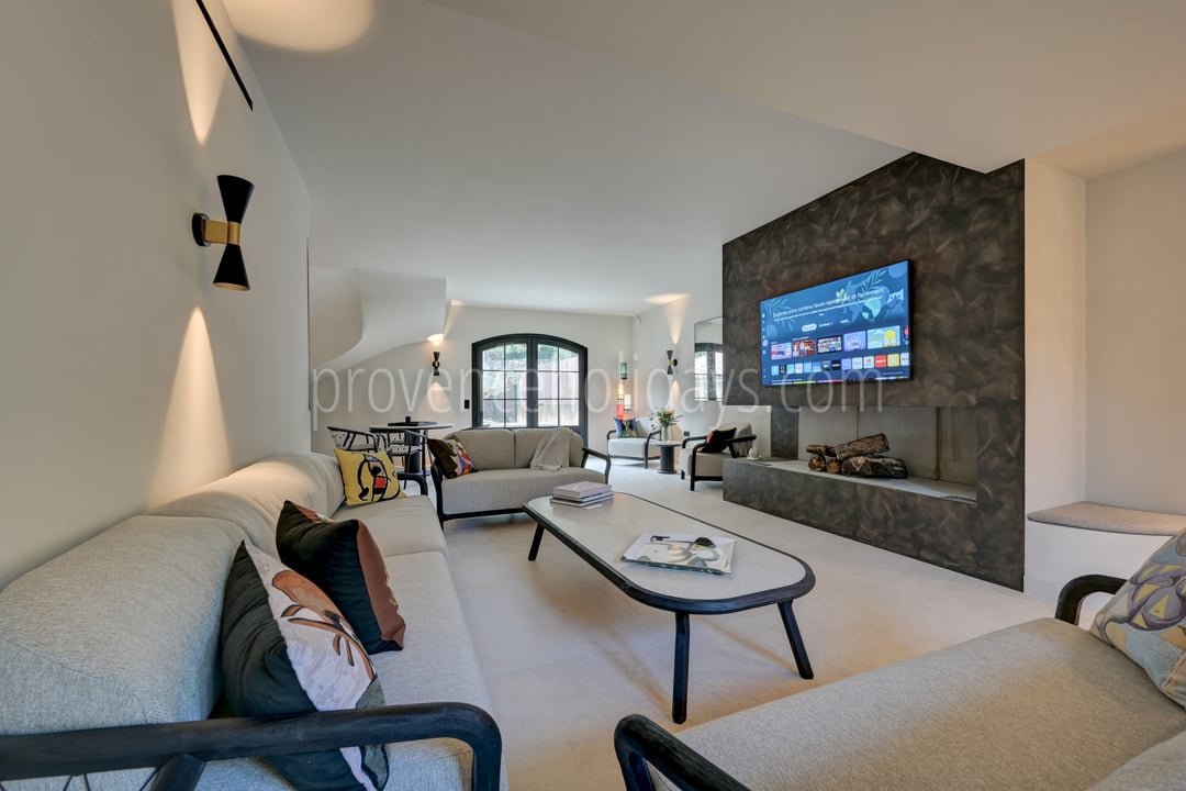 56 - Le Moulin: Villa: Interior