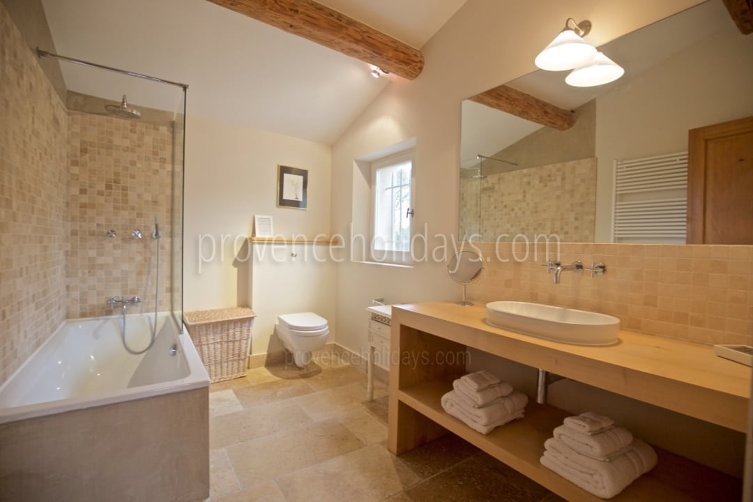 14 - Mas Tranquil: Villa: Bathroom