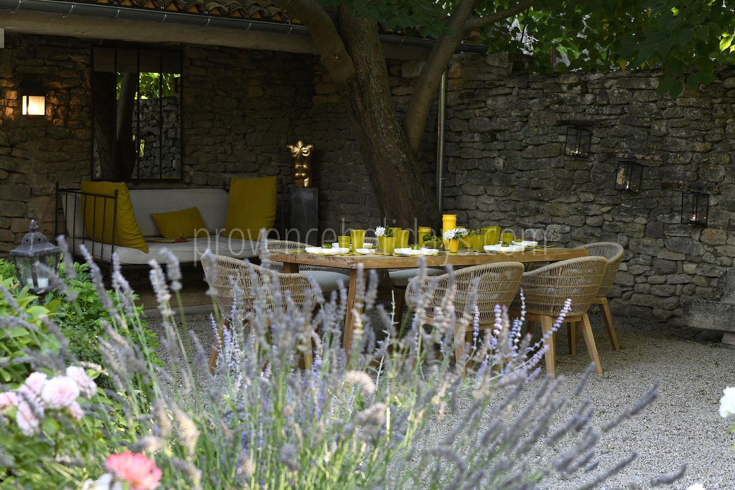 28 - Mas Cabrières: Villa: Exterior