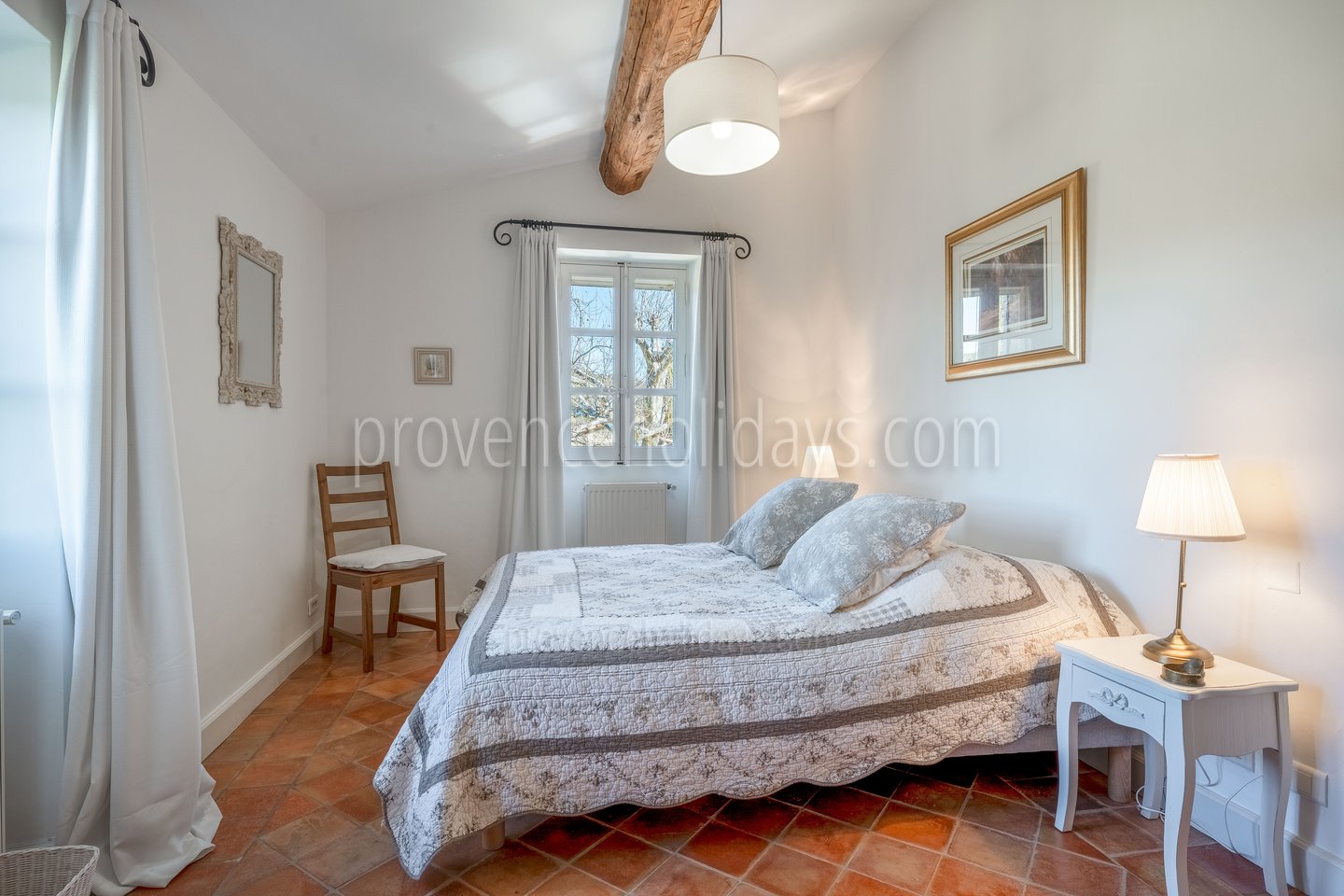 19 - Le Mas de Bonnieux: Villa: Bedroom