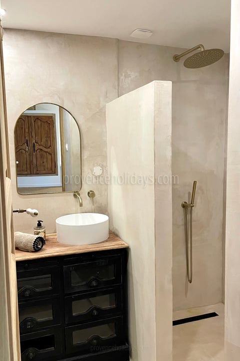 41 - Le Mas des Figues: Villa: Bathroom