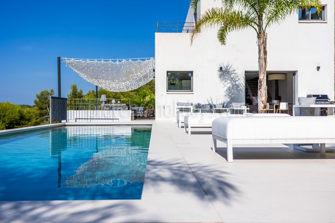 -3 - Villa Fila: Villa: Pool