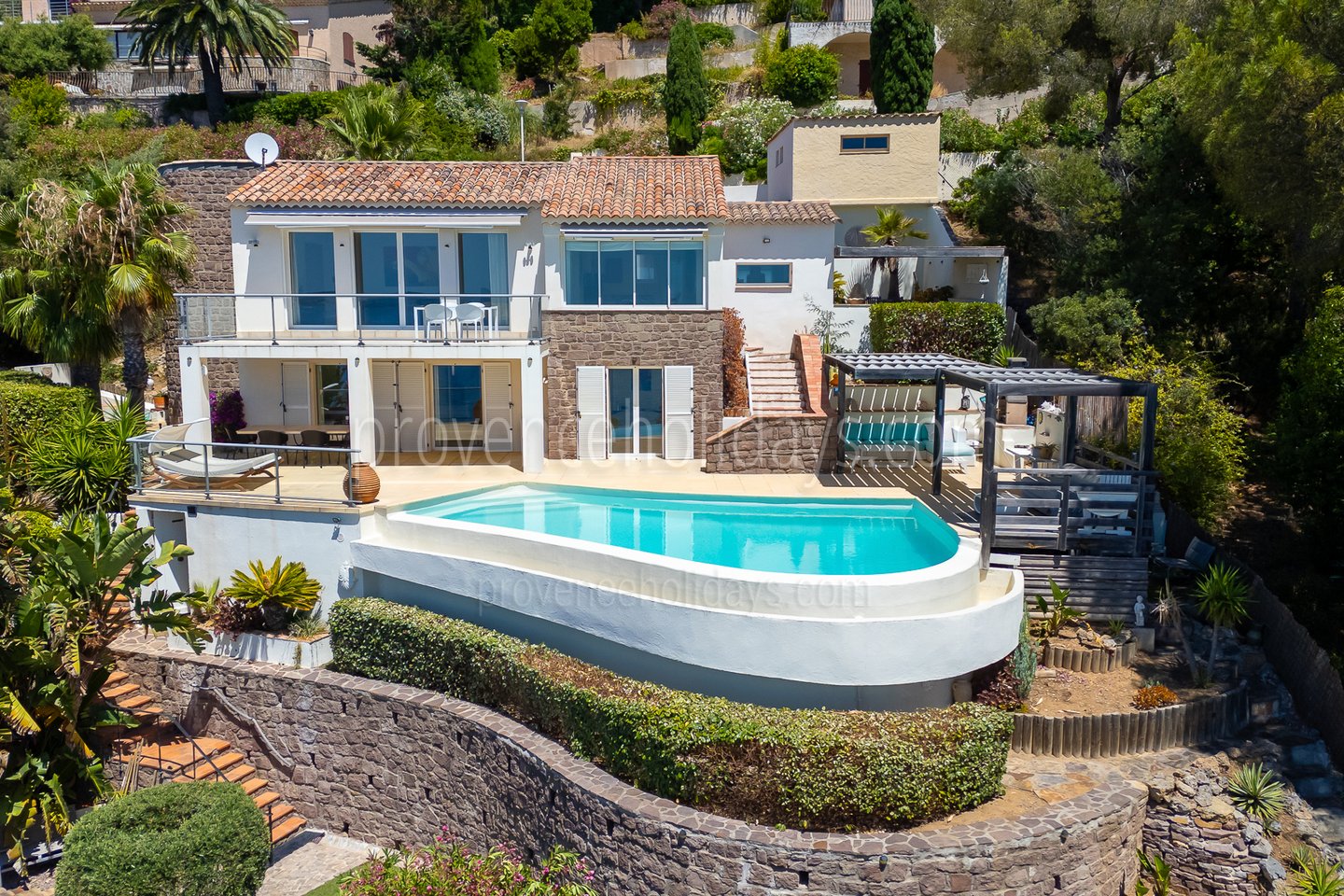 1 - Villa Issa: Villa: Exterior