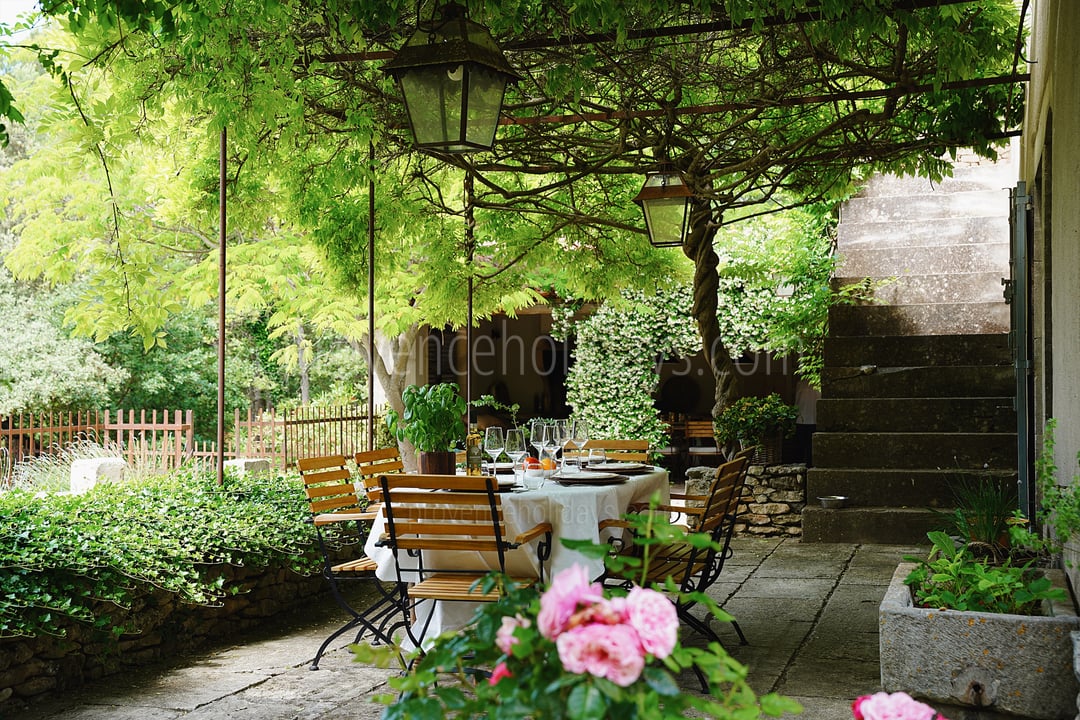 33 - Le Mazet des Collines: Villa: Exterior