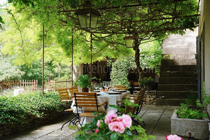 33 - Le Mazet des Collines: Villa: Exterior