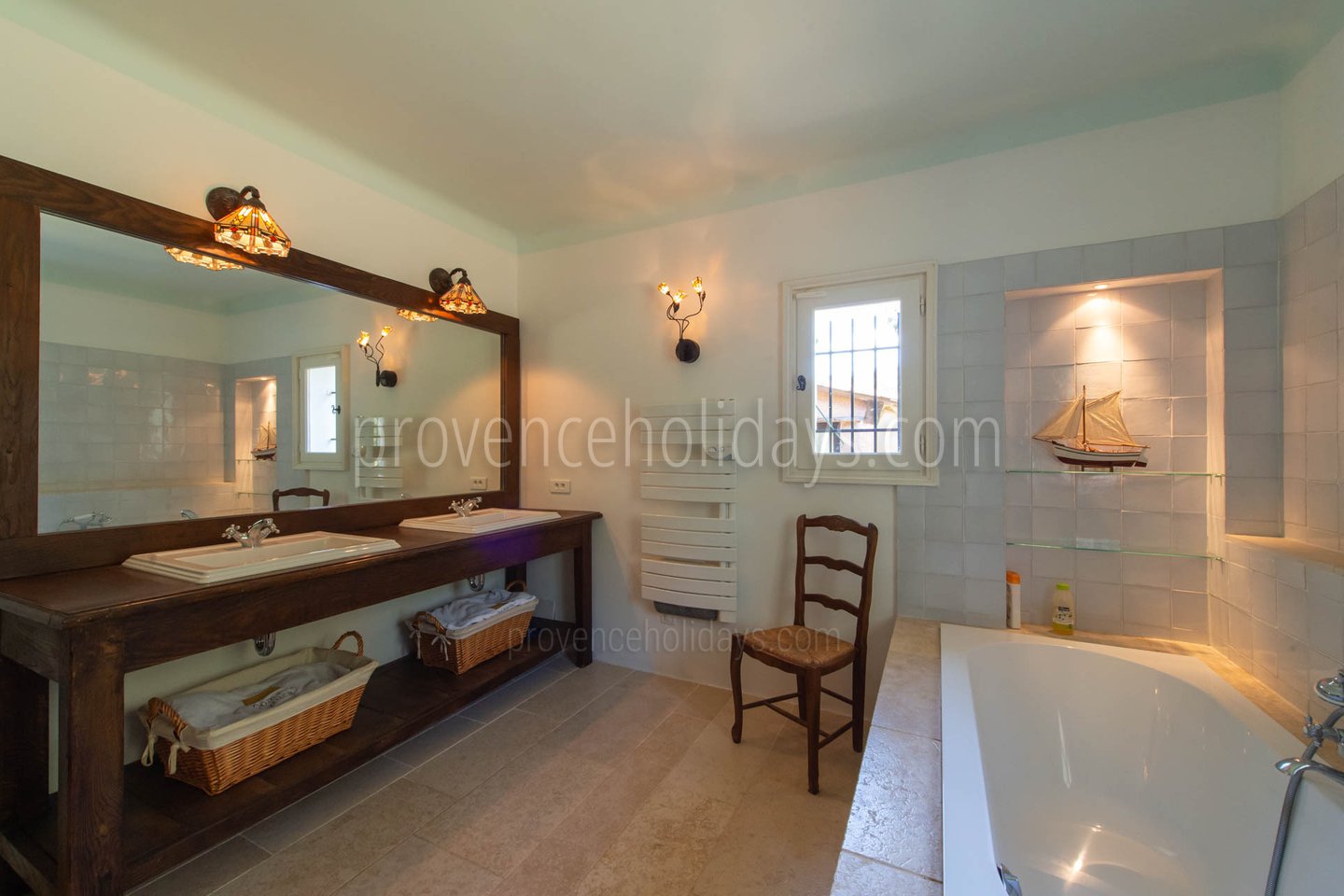 14 - Mas Airelle: Villa: Bathroom