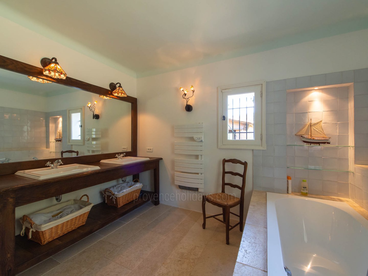 14 - Mas Airelle: Villa: Bathroom