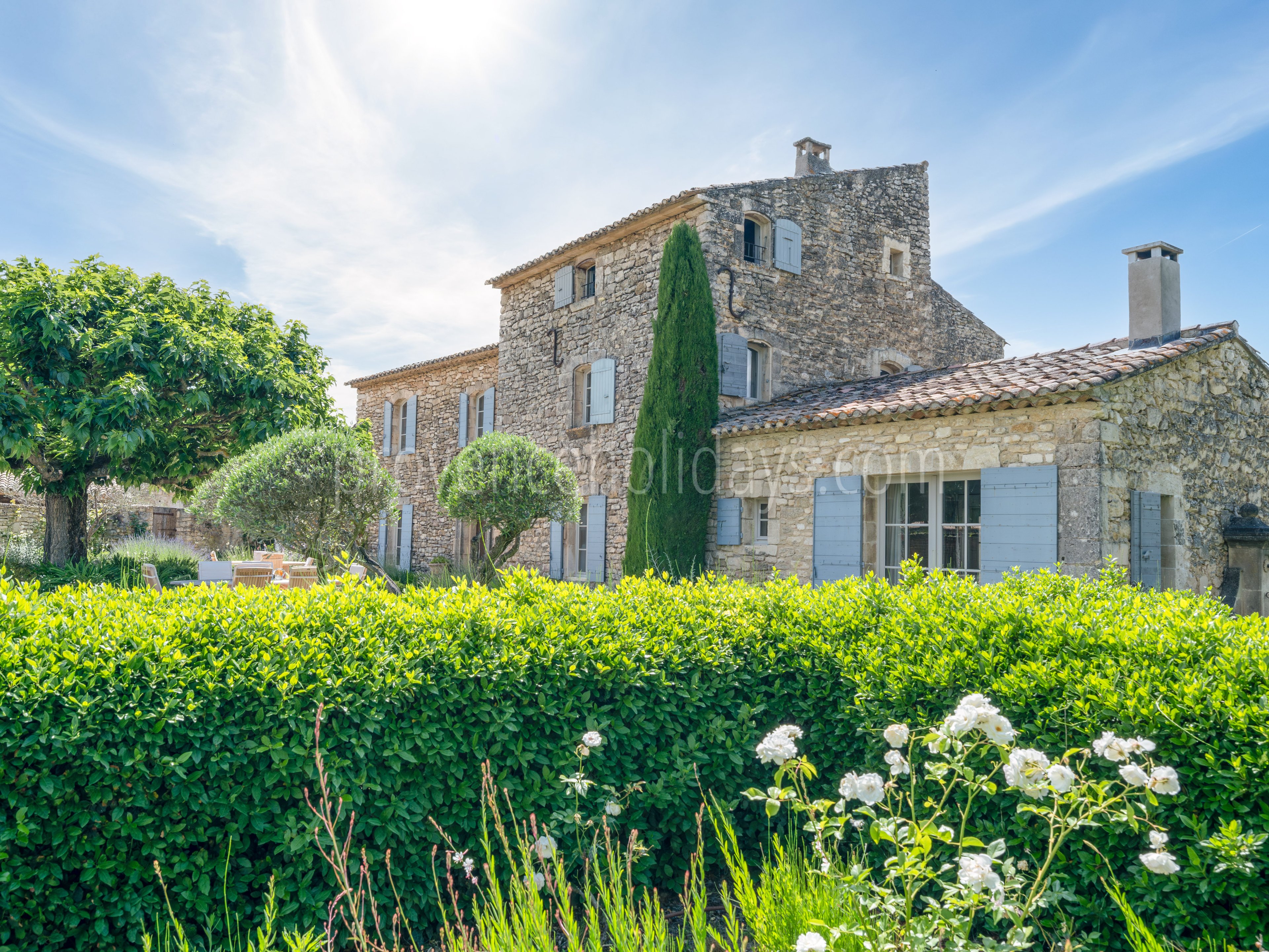 12 - Mas du Fort: Villa: Exterior