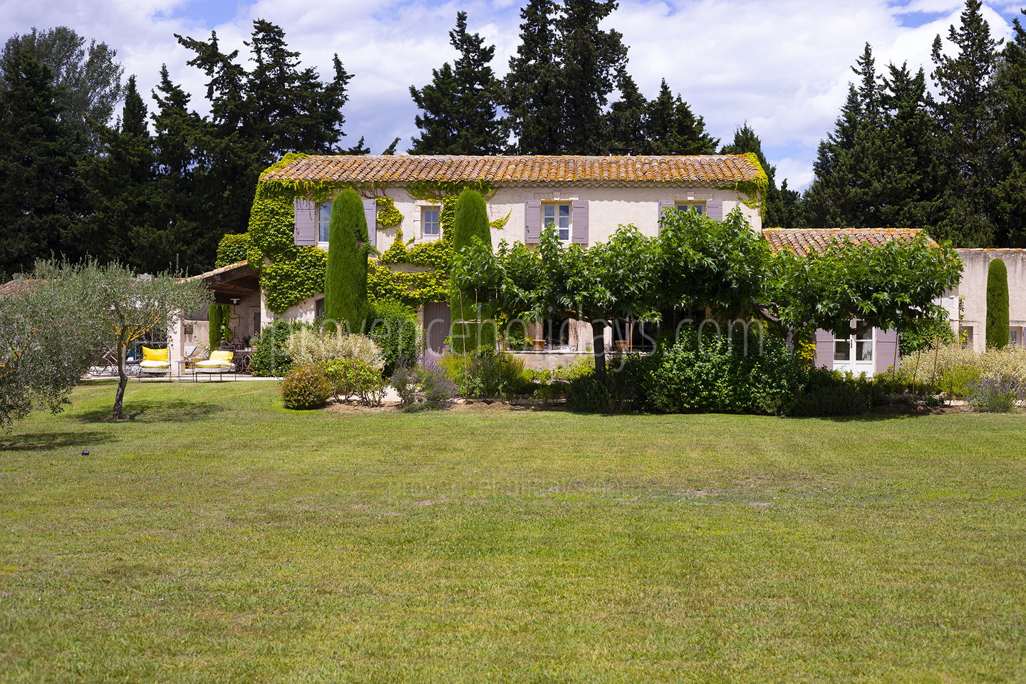 15 - Maison Paradou: Villa: Exterior