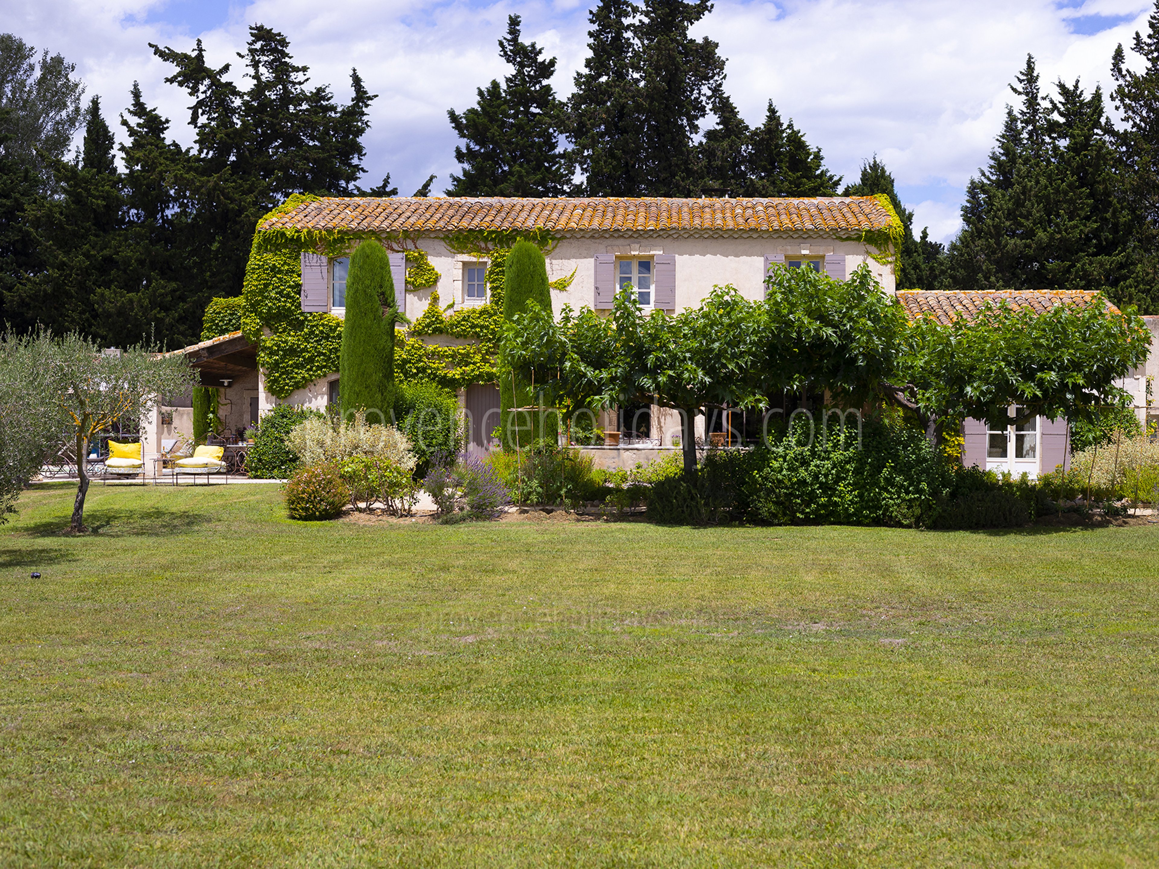 15 - Maison Paradou: Villa: Exterior
