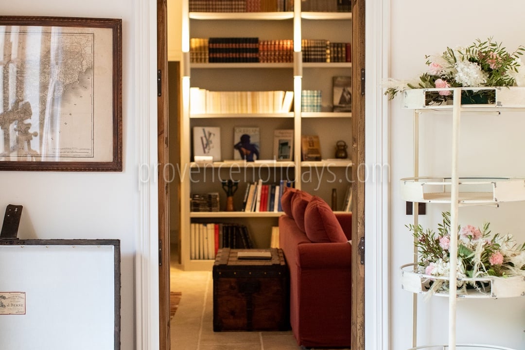 14 - Villa en Provence: Villa: Interior