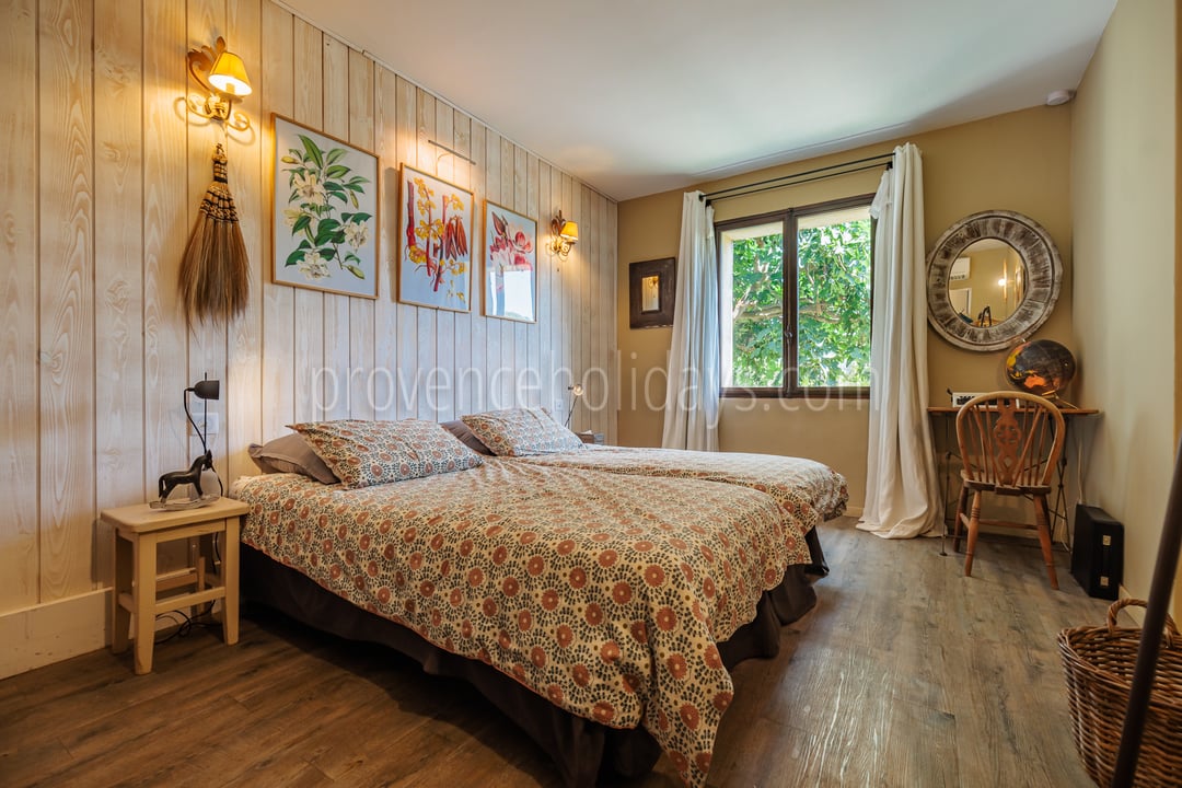 12 - La Maison du Chemin: Villa: Bedroom