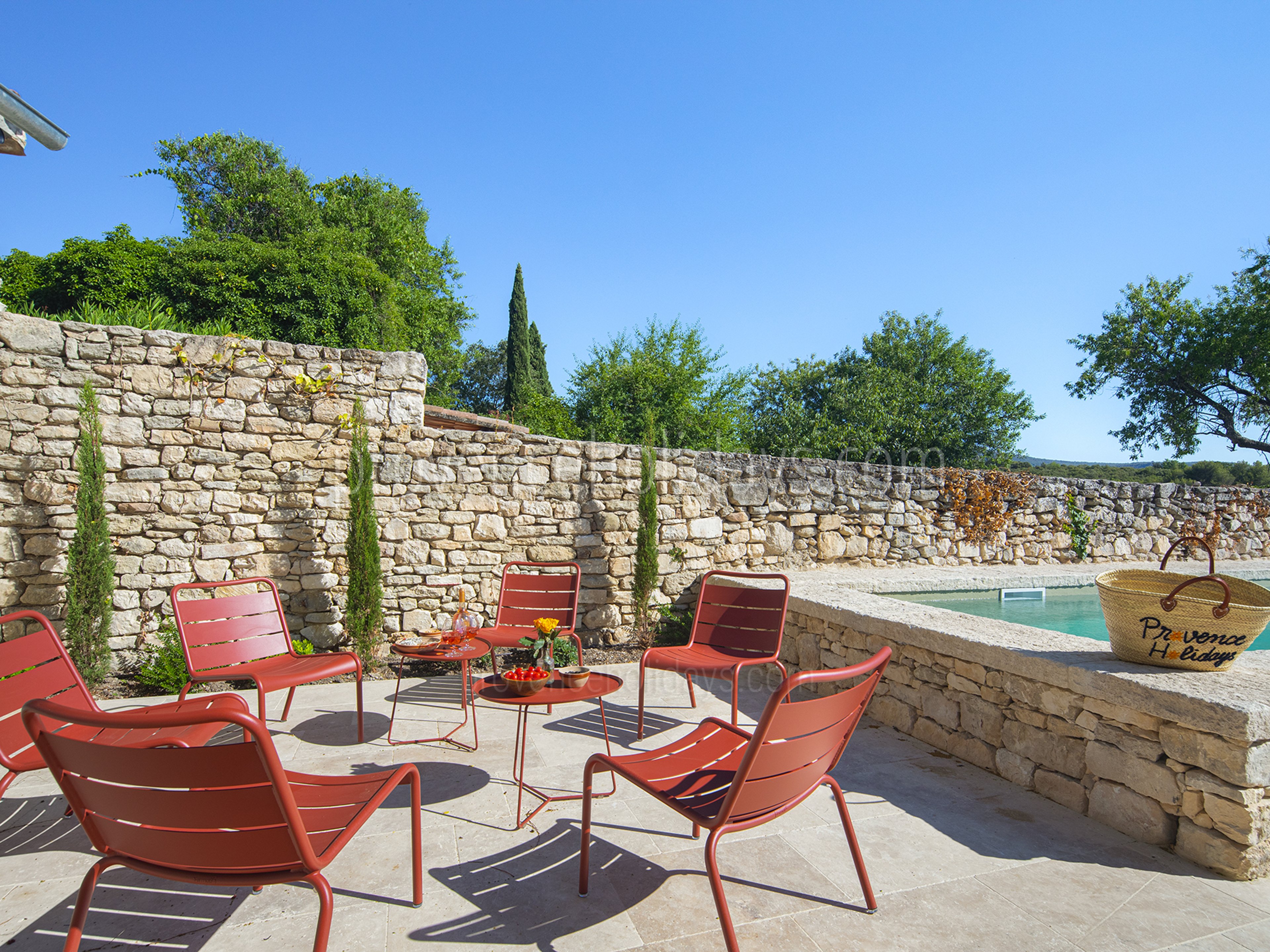 7 - Mas des Remparts: Villa: Exterior