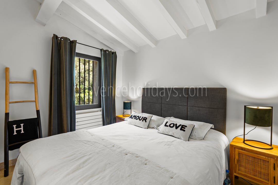 14 - Mazet Olea: Villa: Bedroom
