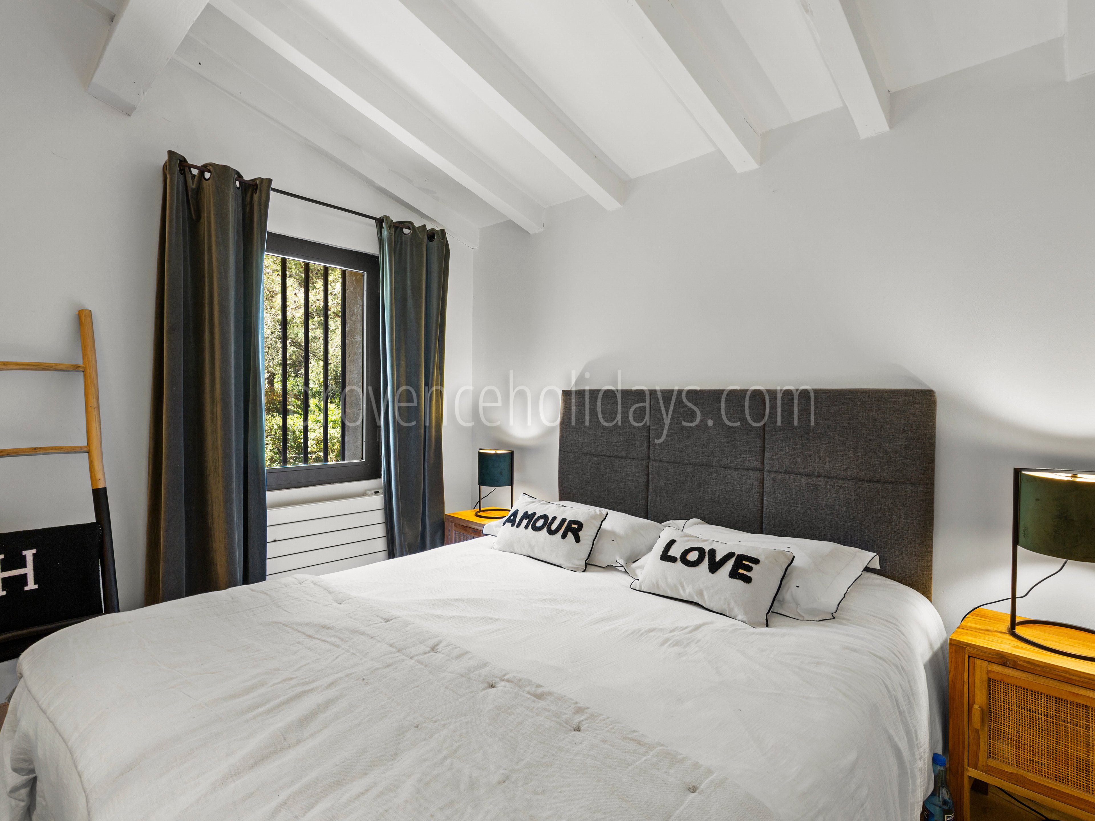 14 - Mazet Olea: Villa: Bedroom