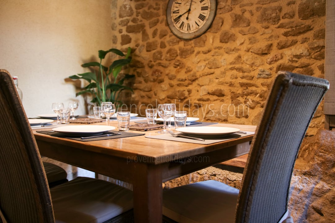 19 - Mas de Beaumes: Villa: Interior