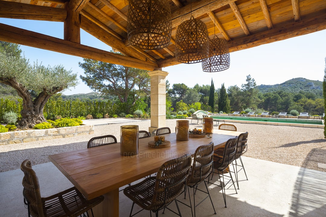 6 - Mas de Provence: Villa: Exterior