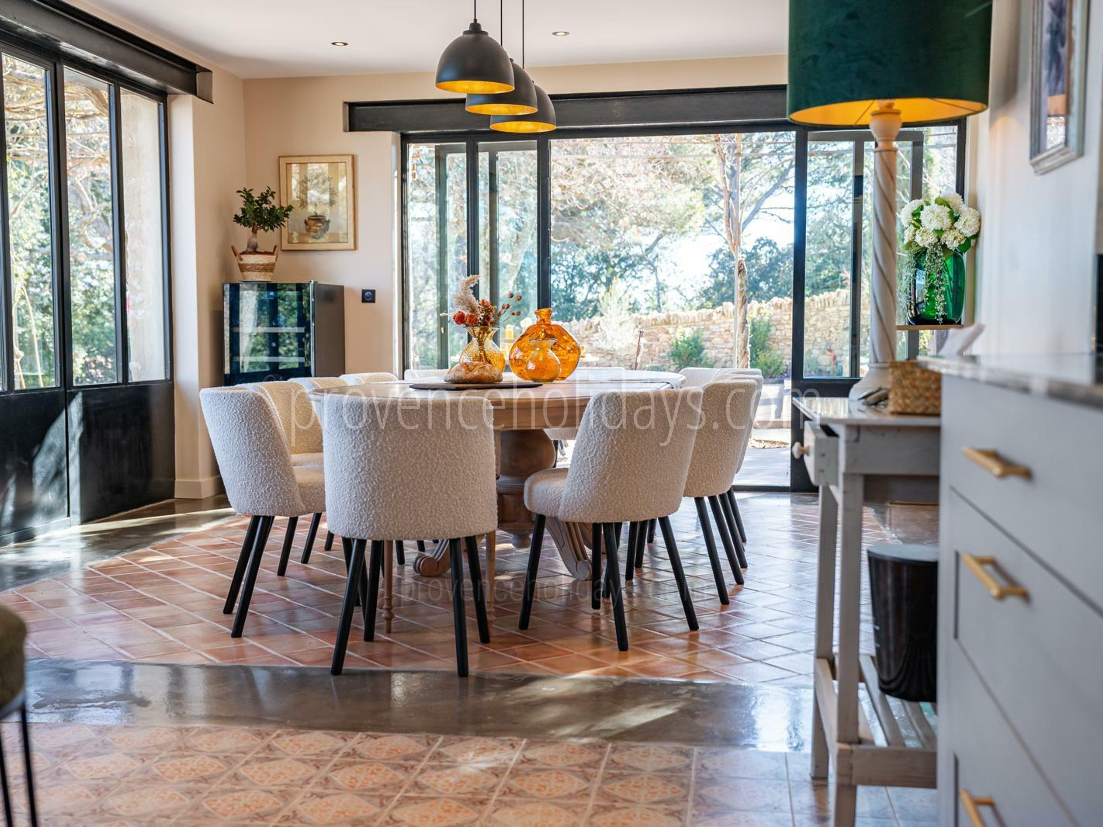 11 - Mas Sylvania: Villa: Interior