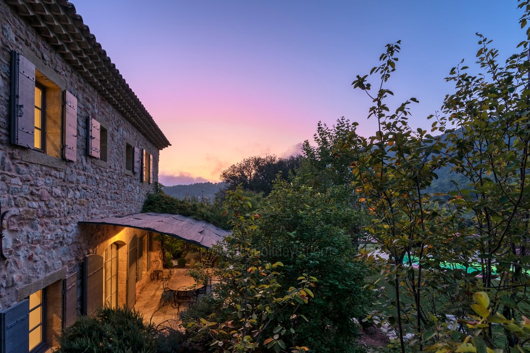 75 - Domaine de la Sainte Victoire: Villa: Exterior