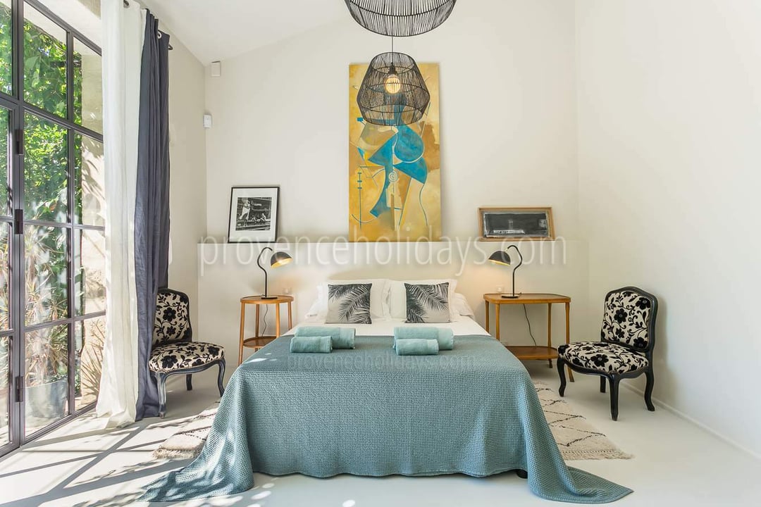 4 - Mas de St Roch: Villa: Bedroom