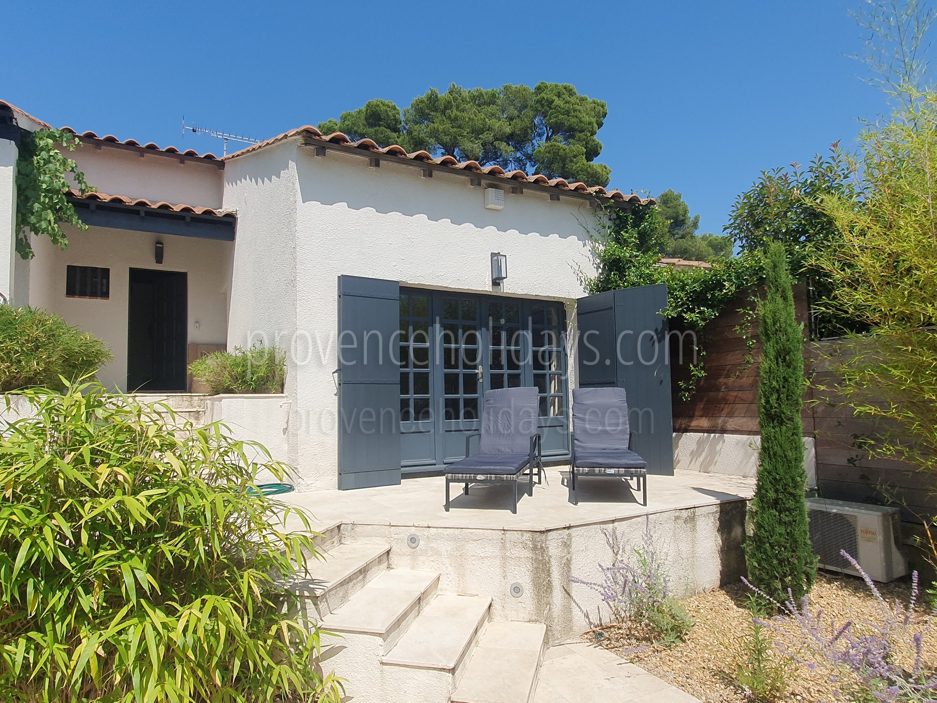 22 - Villa Fabre: Villa: Exterior