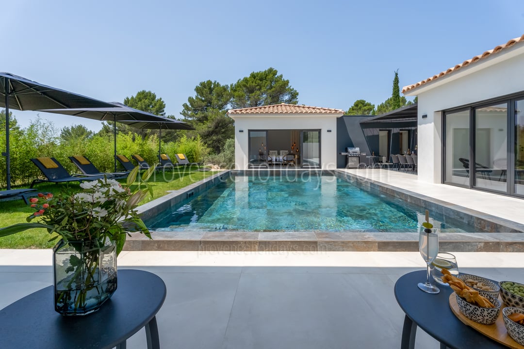 21 - Villa Enchantée: Villa: Pool